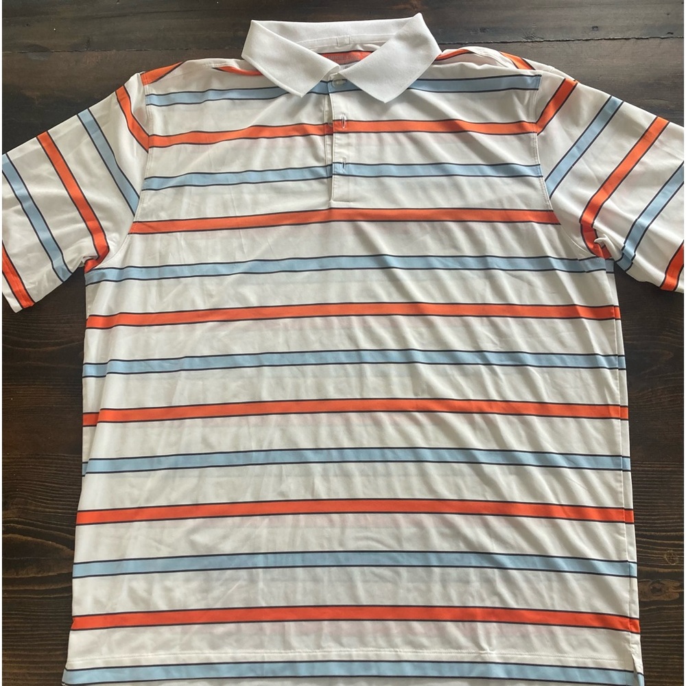 Nike Golf polo, athletic fabric, super light and comfy